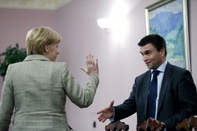 Pavel Klimkin and Angela Merkel