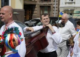 Парад вишиванок