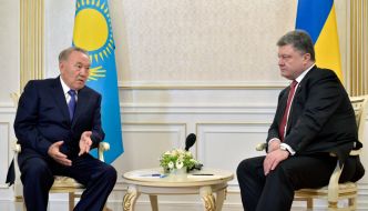 Petr Poroshenko and Nursultan Nazarbayev