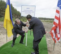 Yuri Nedashkovsky and Chris Singh