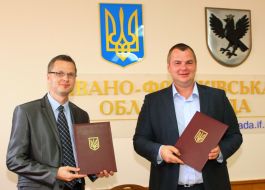 Miroslav Gochak and Dmitry Bulatov