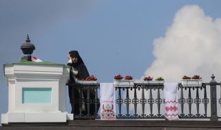 Священник 