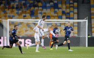 Игровой момент матча