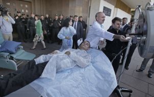 Doctors conducted surgical operation in the open air