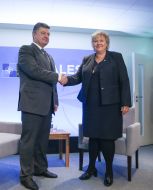 Petr Poroshenko and Erna Solberg