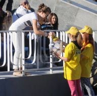 Raising funds to support the Ukrainian Army