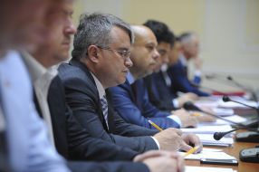 Andrey Mokhnik and Yuriy Prodan