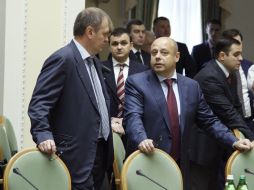 Andrey Mokhnik and Yuriy Prodan