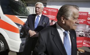 Ivan Usichenko and Christoph Weil