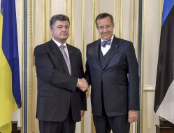 Тоомас Хендрік Ільвес і Петро Порошенко