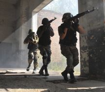 The servicemen of the 95th separate airmobile brigade during exercises