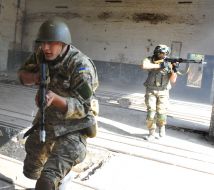 The servicemen of the 95th separate airmobile brigade during exercises