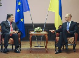 Arseniy Yatsenyuk and José Manuel Barroso