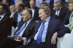 Leonid Kuchma and Viktor Pinchuk