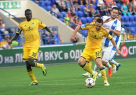 Playing moment of match