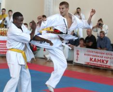 Kumba-Goma Guen and Nazar Yurchenko