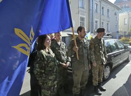 Auto transmission to battalion OUN