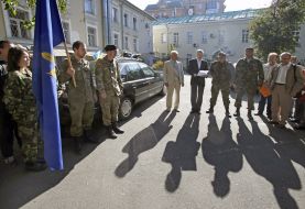 Auto transmission to battalion OUN