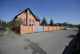 Дом скандального экс-ректора Петра Мельника