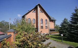 Дом скандального экс-ректора Петра Мельника