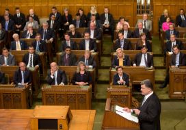 Petr Poroshenko at session