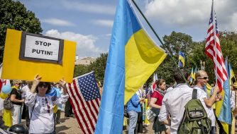 Представители украинской диаспоры встречают Президента Украины