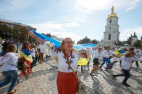 14-ый Мегамарш в вышиванках