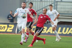 Playing moment of match