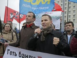 Yuriy Derevyanko and Yegor Sobolev