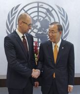 Arseniy Yatsenyuk and Ban Ki-moon