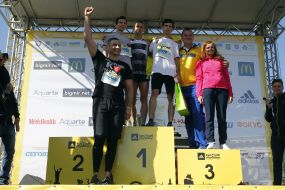 Vitali Klitschko and Dmitry Bulatov pictures with the winners