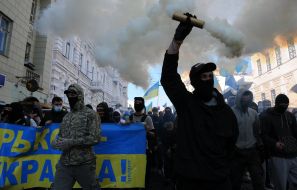 Участники шествия "Харьков - это Украина"