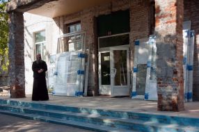 Repair in a military hospital