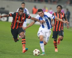 Эктор Эррера, Дуглас Коста и Фернандо Мартинс