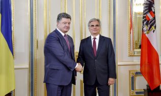 Petr Poroshenko and Werner Faiman