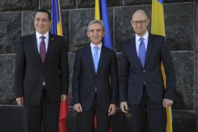 Victor Ponta, Yuri Leancă and Arseniy Yatsenyuk