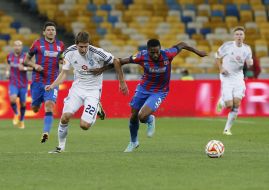 Artem Kravets and Fernando Varela