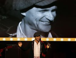 Олег Скрипка