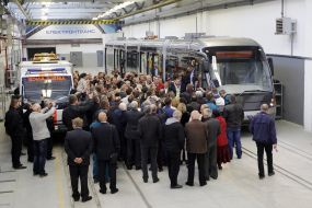 Виталий Кличко на территории предприятия «Электронтранс»