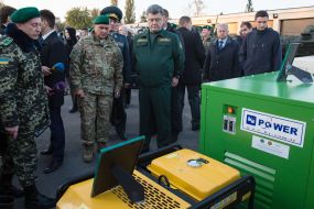 Петр Порошенко во время проверки готовности пограничных подразделений