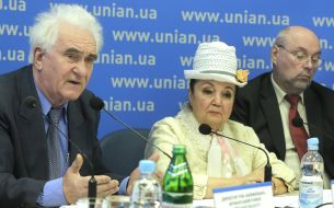 Anatoliy Rakhanskiy, Nadezhda Lukashevich and Aleksandr Pastushenko