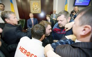 Brawl at a meeting of city council