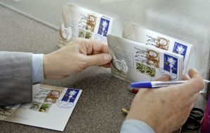 Philatelist sends letter 