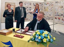 Special cancellation envelope