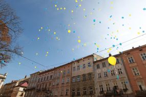 Flash mob "Balloon-mail"