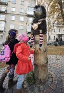 Sculpture "Hedgehog in the Fog" in striped socks