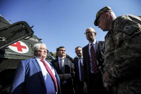 Arseniy Yatsenyuk and Aleksandr Shvets