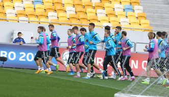 Open training of national football team
