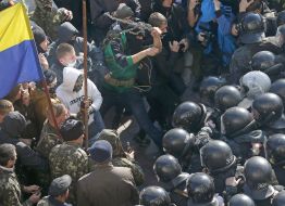 Clashes at Parliament