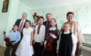 Leonid Kuchma at Music School